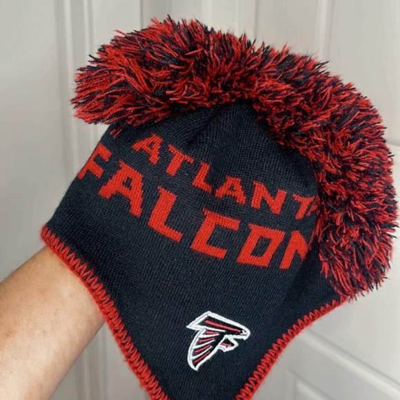 NFL Atlanta Falcons Mohawk Knit Trapper Hat - Picture 4 of 8